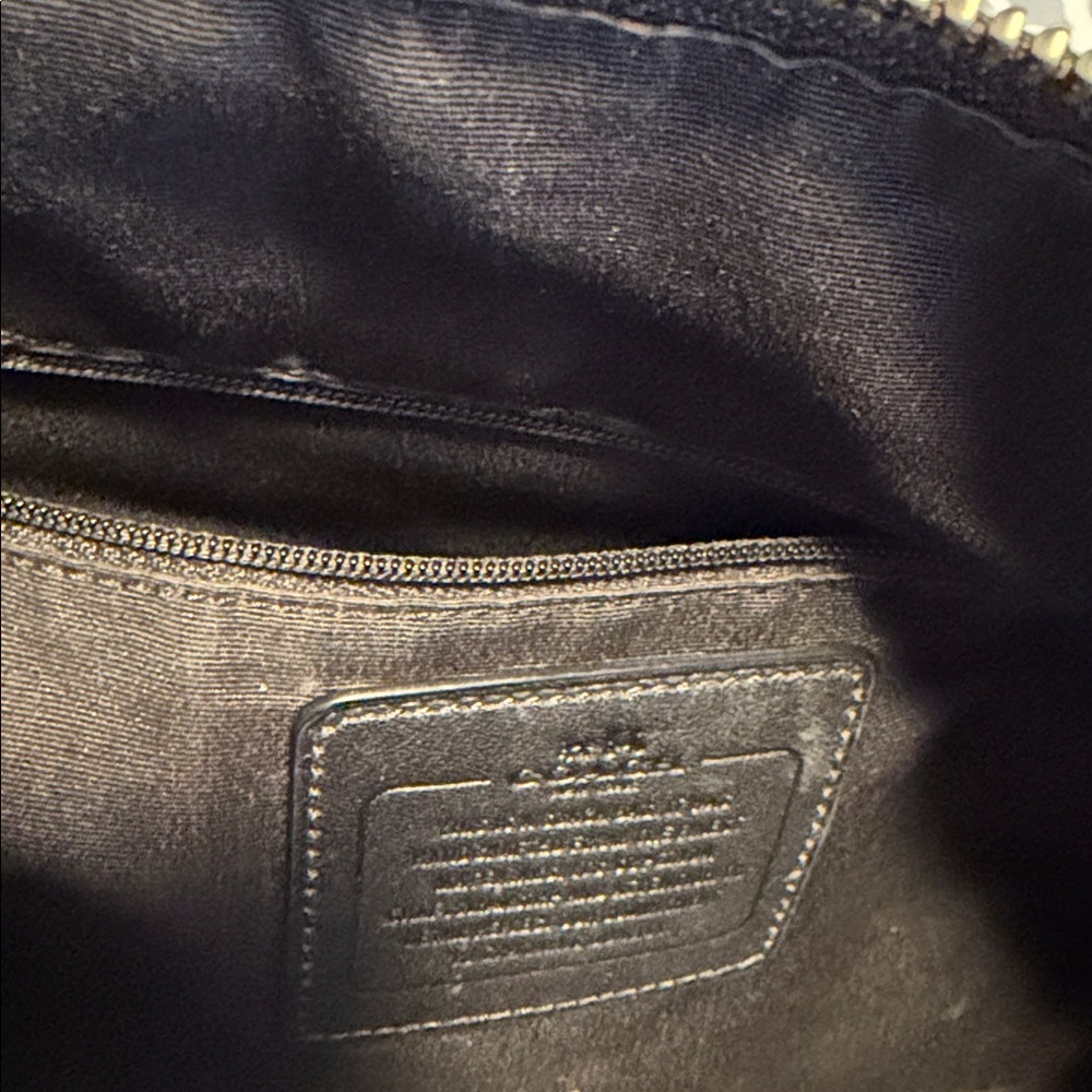 Coach Women's City Tote Bag in Signature Black Canvas and side Leather Pockets…. - Picture 4 of 15
